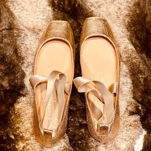 💖JESSICA SIMPSON GOLD BALLET FLATS! NEW WITH BOX! SIZE 8!💖